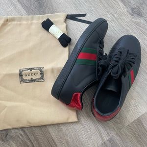 Gucci Black Leather Sneakers Original